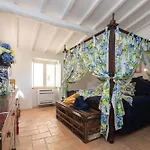 Dom wakacyjny 2 Bedrooms Saint-tropez, Next To The Port *