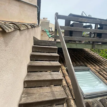 Steps From The Port! Chic 2-bed In The Heart Of * Saint-Tropez