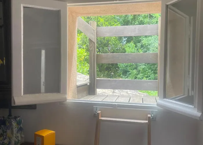 Steps From The Port! Chic 2-bed In The Heart Of * 쎙뜨호뻬