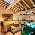 2 Bedrooms Saint-tropez, Next To The Port Σπίτι διακοπών *