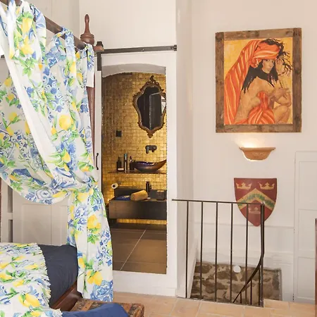 Dom wakacyjny 2 Bedrooms Saint-tropez, Next To The Port