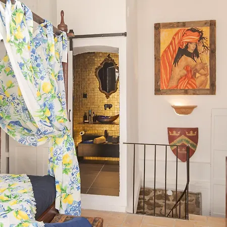 Feriehus Steps From The Port! Chic 2-bed In The Heart Of