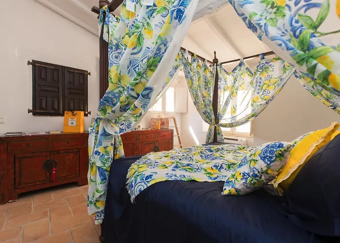 Steps From The Port! Chic 2-bed In The Heart Of Vakantiehuis Saint-Tropez