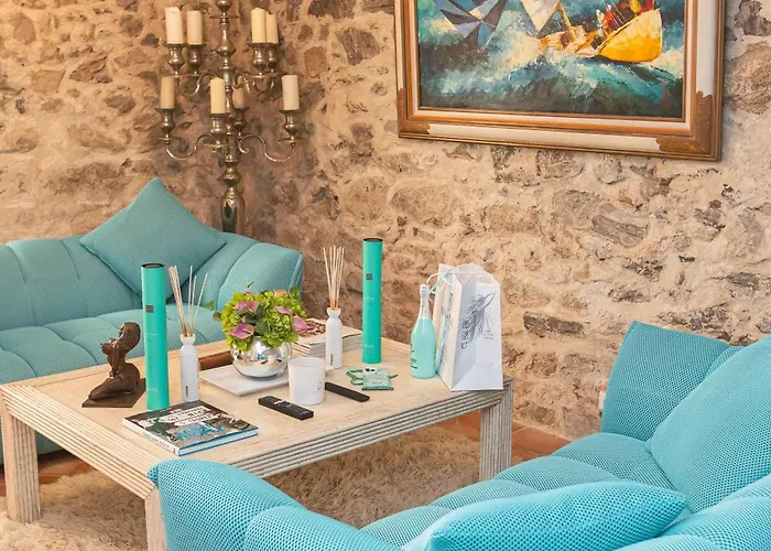 Steps From The Port! Chic 2-bed In The Heart Of Сasa de vacaciones Saint-Tropez